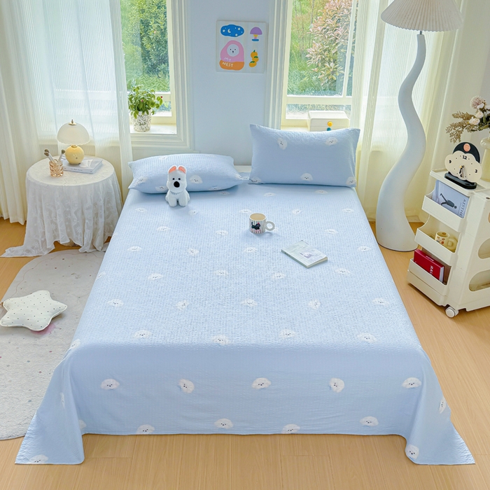 91家纺网 家纺一手货源 找家纺 梵朴 2026新款A类泡芙纱云感邹邹纱双层纱单床单 蓝色领结狗