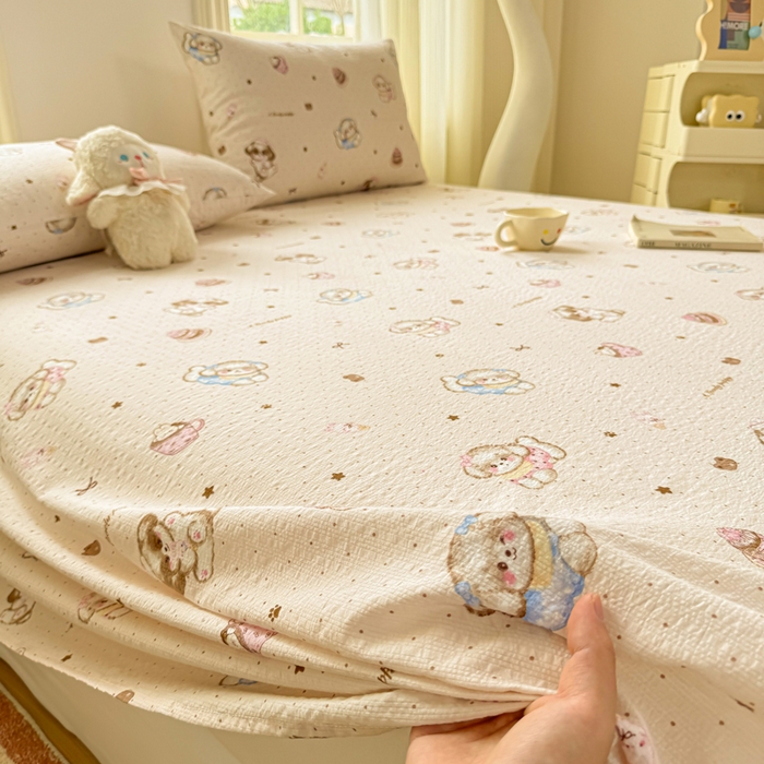 91家纺网 家纺一手货源 找家纺 梵朴 2026新款A类泡芙纱云感邹邹纱双层纱单床单 甜品萌狗