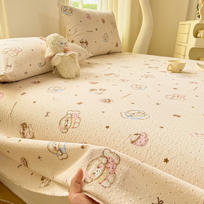 91家纺网 家纺一手货源 找家纺 梵朴 2026新款A类泡芙纱云感邹邹纱双层纱单床单 甜品萌狗