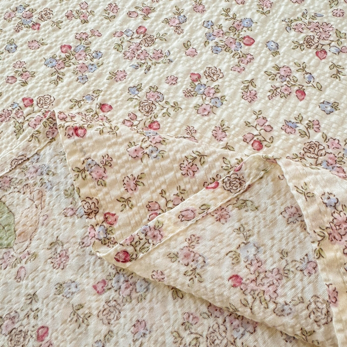 91家纺网 家纺一手货源 找家纺 梵朴 2026新款A类泡芙纱云感邹邹纱双层纱单床单 紫花兔