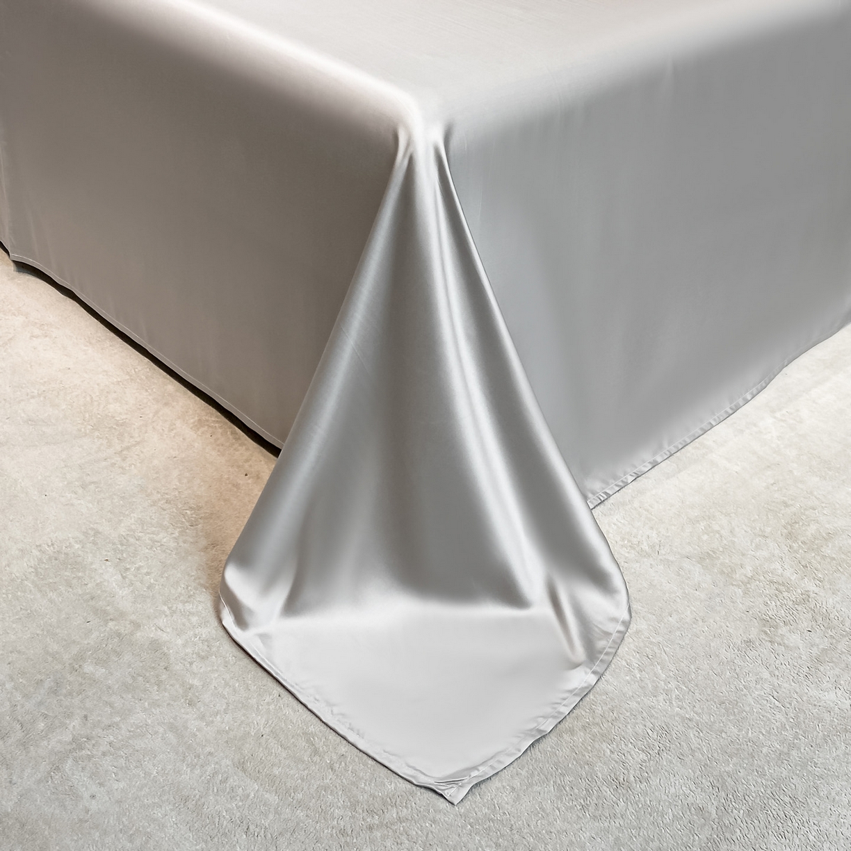 91家纺网 家纺一手货源 找家纺 如一 2026新款水洗冰丝刺绣三角针工艺夏被四件套 爱心结-杏灰