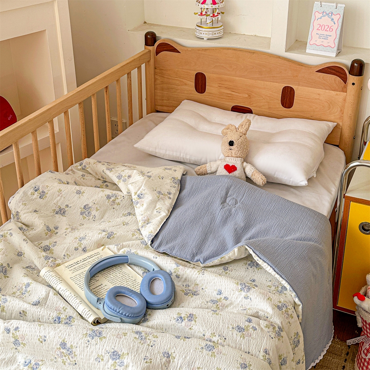 91家纺网 家纺一手货源 找家纺 名兮家居 2026新款儿童A类皱皱纱夏被夏凉被空调被 兰香入梦