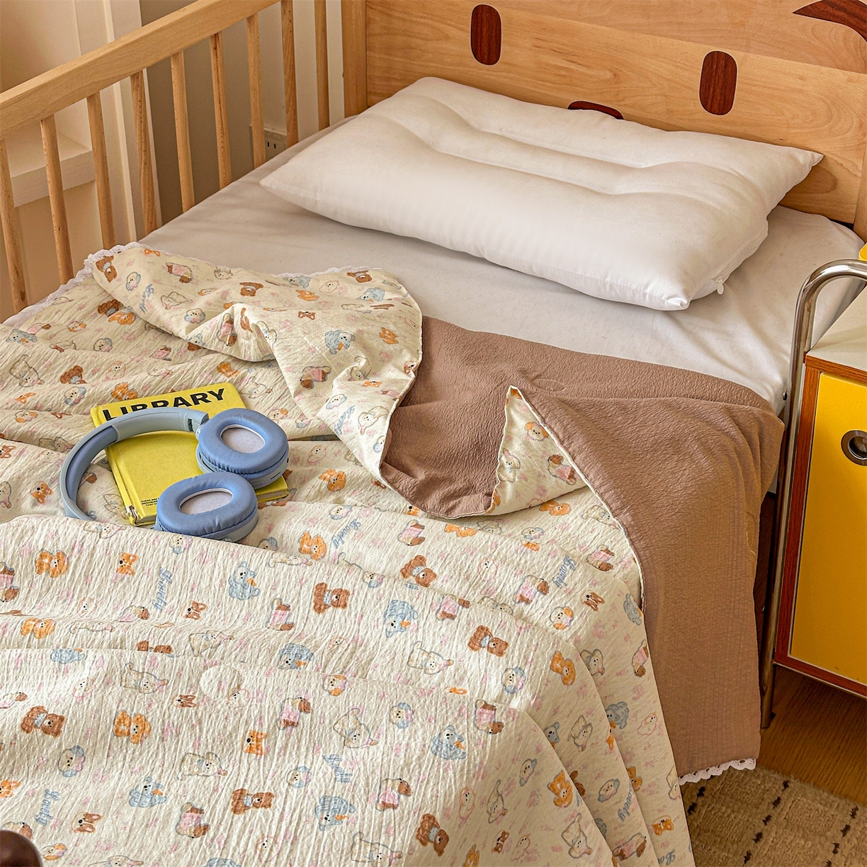 91家纺网 家纺一手货源 找家纺 名兮家居 2026新款儿童A类皱皱纱夏被夏凉被空调被 泡芙狗