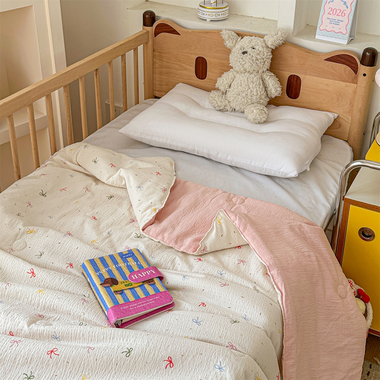 91家纺网 家纺一手货源 找家纺 名兮家居 2026新款儿童A类皱皱纱夏被夏凉被空调被 彩色蝴蝶结