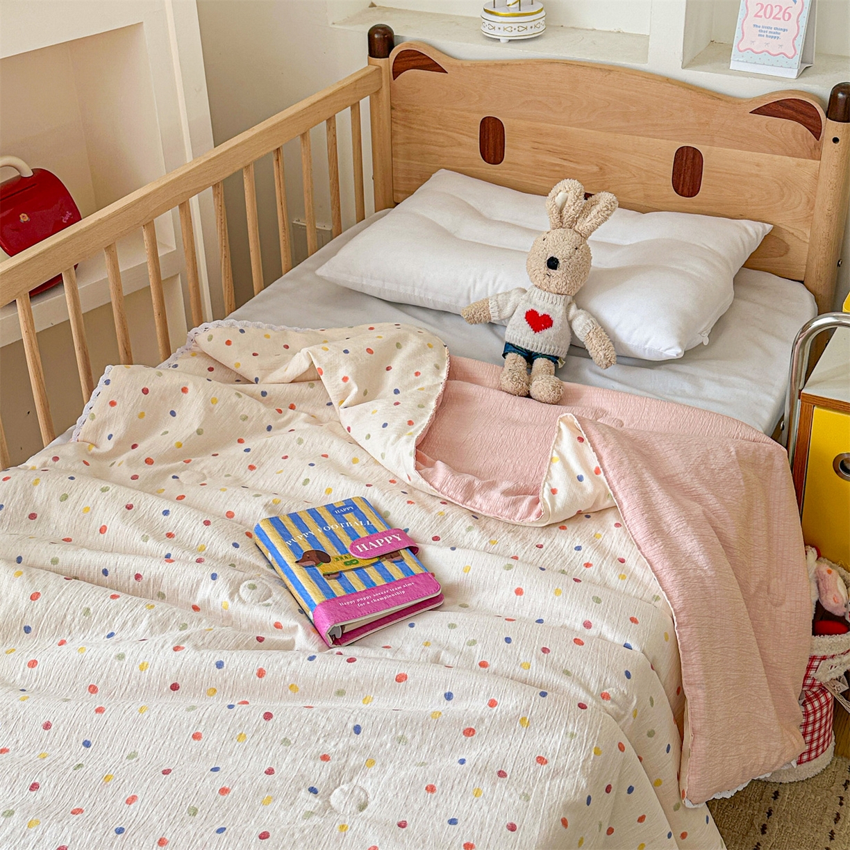 91家纺网 家纺一手货源 找家纺 名兮家居 2026新款儿童A类皱皱纱夏被夏凉被空调被 心动波点