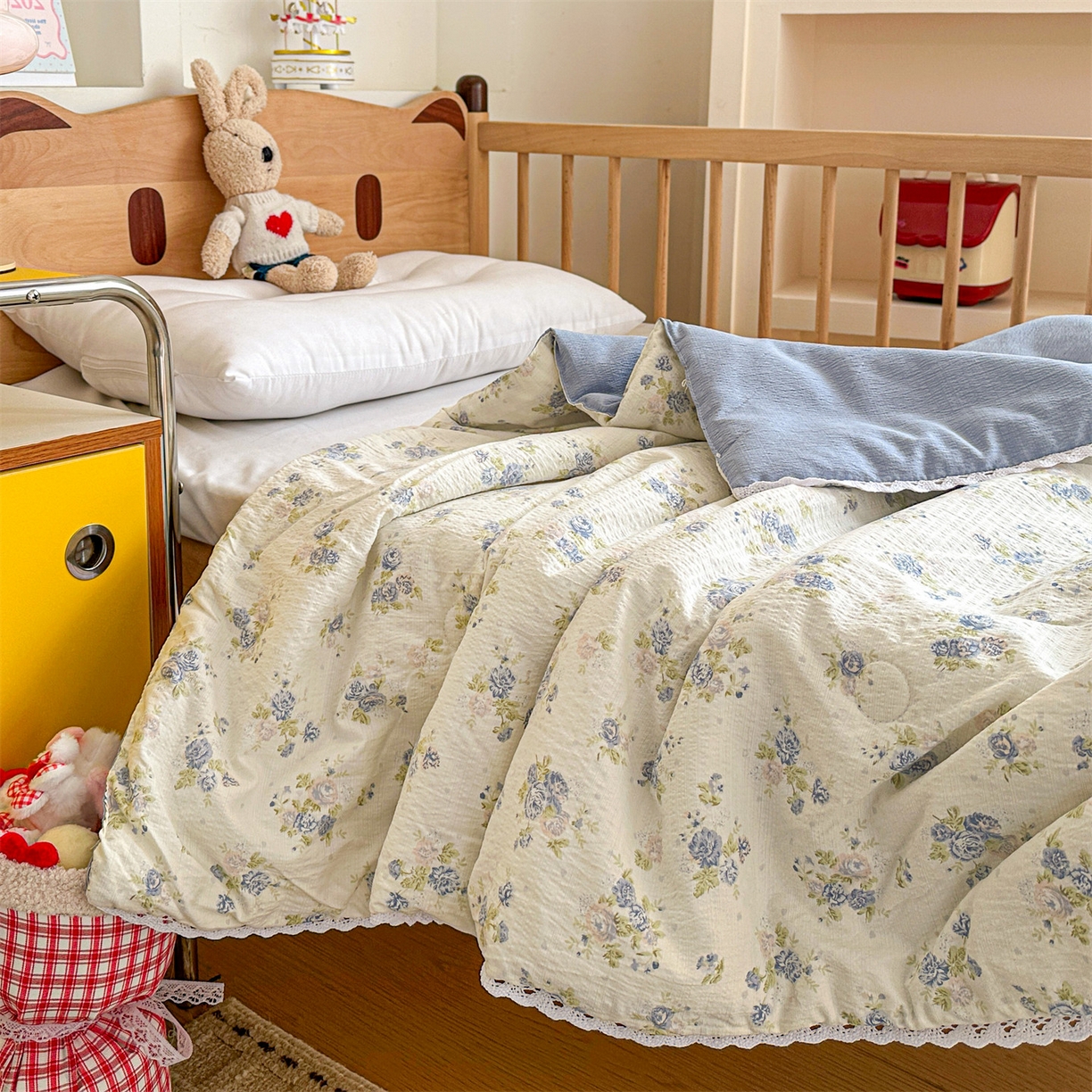 91家纺网 家纺一手货源 找家纺 名兮家居 2026新款儿童A类皱皱纱夏被夏凉被空调被 兰香入梦