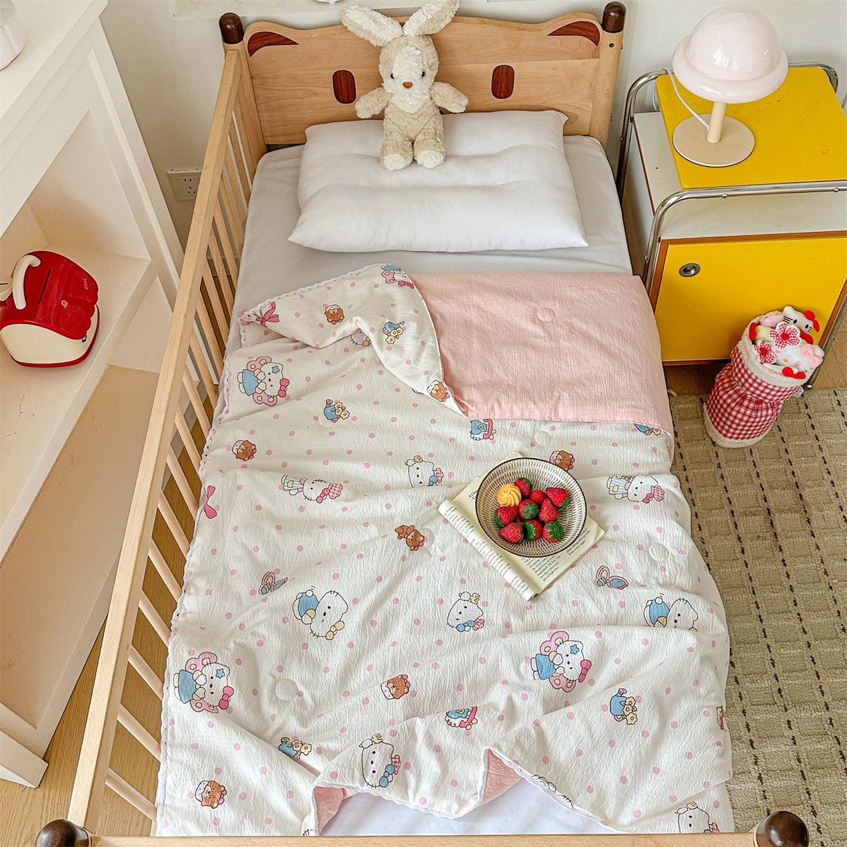 91家纺网 家纺一手货源 找家纺 名兮家居 2026新款儿童A类皱皱纱夏被夏凉被空调被 天使猫咪