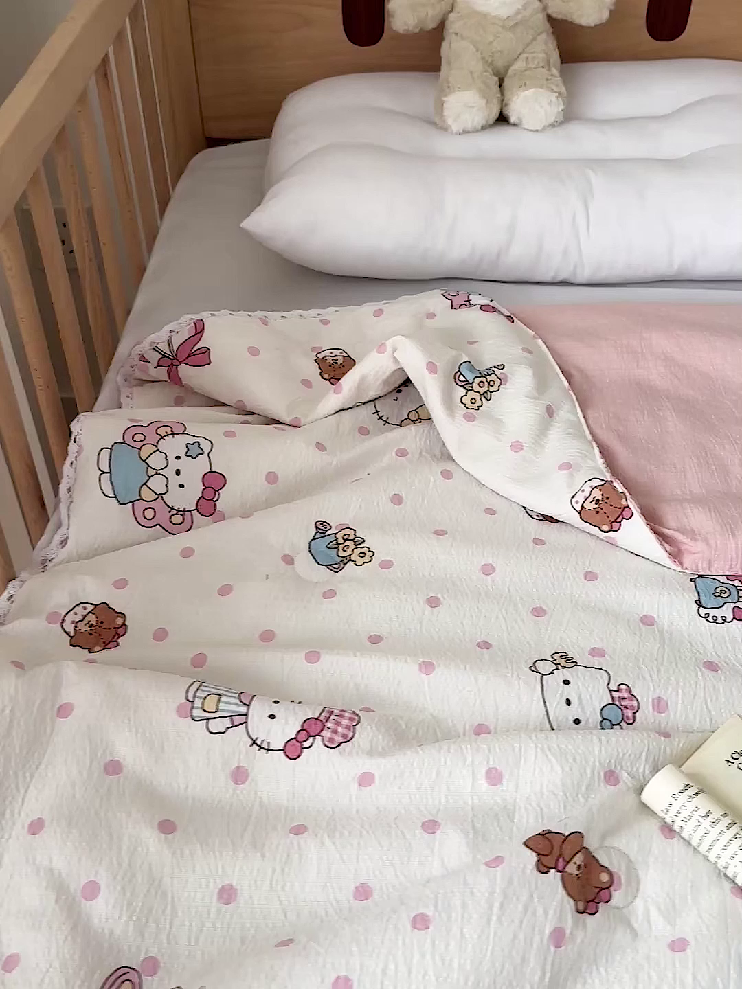 91家纺网 家纺一手货源 找家纺 名兮家居 2026新款儿童A类皱皱纱夏被夏凉被空调被 天使猫咪