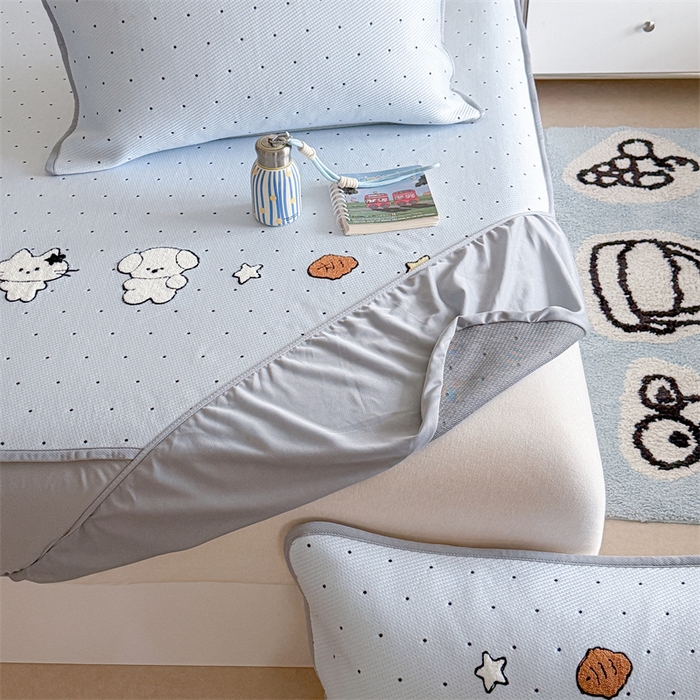 91家纺网 家纺一手货源 找家纺 暖生活 2026新款3DMAX超凉感原创PE冰丝软席子凉席-床笠款 奶蓝星兔