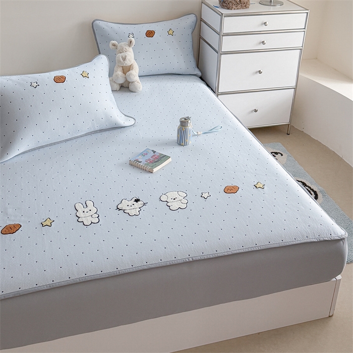 91家纺网 家纺一手货源 找家纺 暖生活 2026新款3DMAX超凉感原创PE冰丝软席子凉席-床笠款 奶蓝星兔