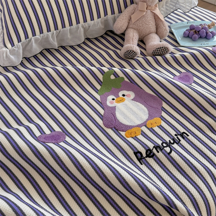 91家纺网 家纺一手货源 找家纺 暖生活 2026新款3DMAX超凉感原创PE冰丝软席子凉席-床裙款 茄子企鹅