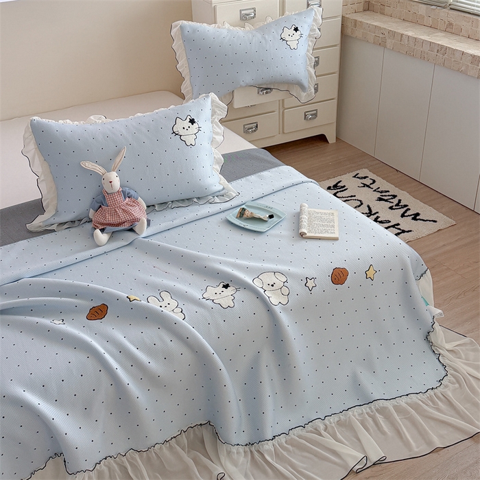 91家纺网 家纺一手货源 找家纺 暖生活 2026新款3DMAX超凉感原创PE冰丝软席子凉席-床裙款 奶蓝星兔