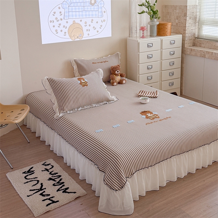 91家纺网 家纺一手货源 找家纺 暖生活 2026新款3DMAX超凉感原创PE冰丝软席子凉席-床裙款 蜜蜂小熊