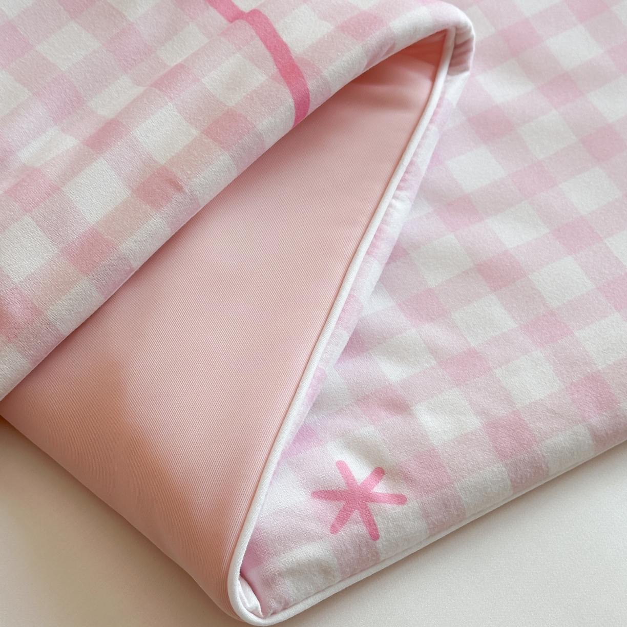 91家纺网 家纺一手货源 找家纺 桃喜 2026新款A类绵绵冰双感夏被夏凉被空调被（一面针织棉一面凉感 夏被粉格苹果