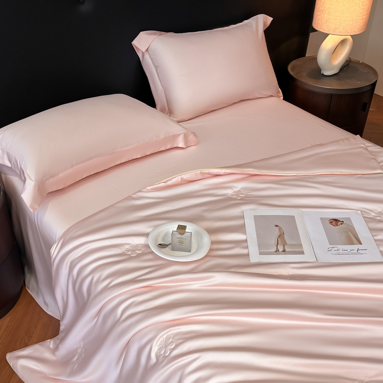 91家纺网 家纺一手货源 找家纺 （总）新方向 2026A类20%蚕丝天丝棉夏被四件套 65%60s兰精天丝 35%100支长绒棉-蝴蝶