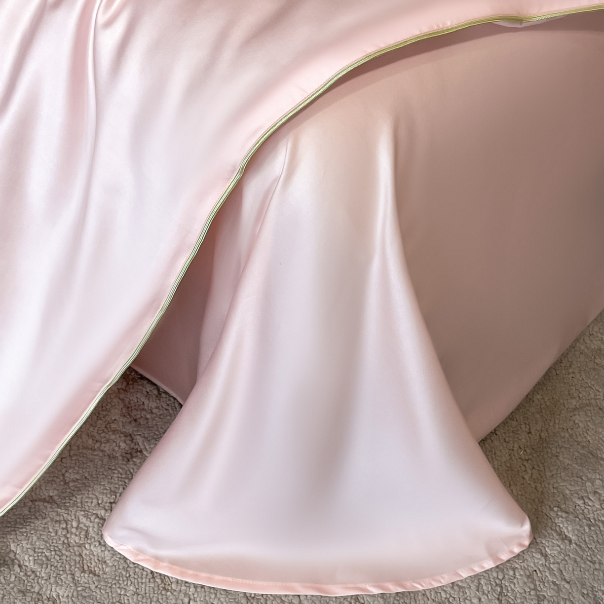 91家纺网 家纺一手货源 找家纺 新方向 2026新款A类20%蚕丝天丝棉夏被四件套蝴蝶系列 蝴蝶-山茶粉