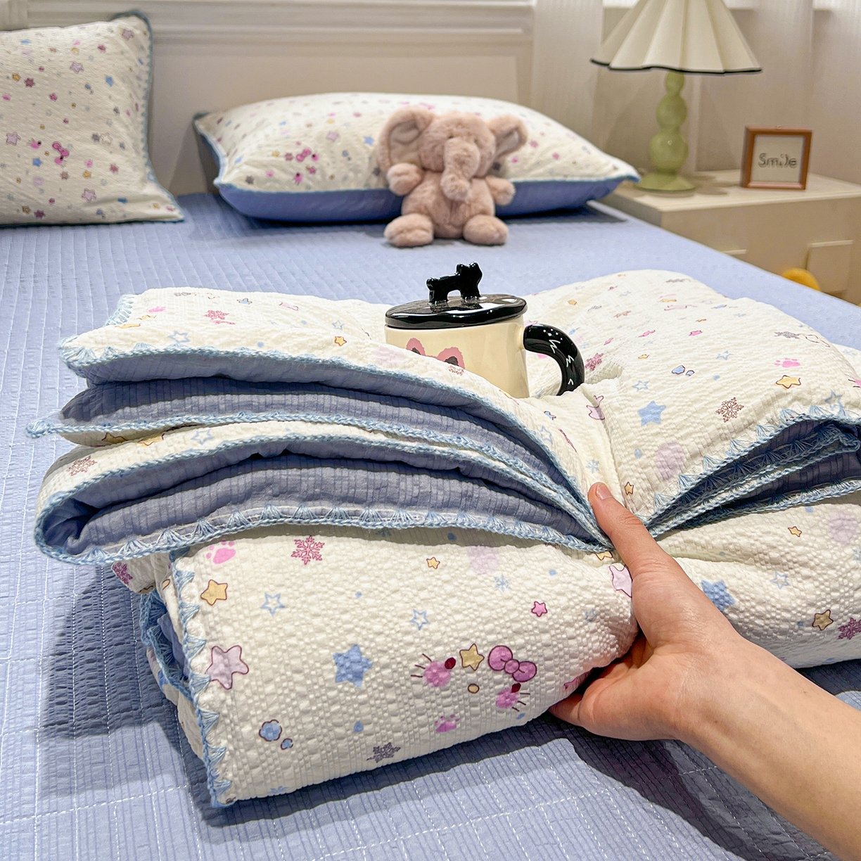 91家纺网 家纺一手货源 找家纺 （总）富米莱（原臻工厂） 2026新款泡芙纱贝壳边夏被夏凉被空调被床盖床裙四件套-欧包系列