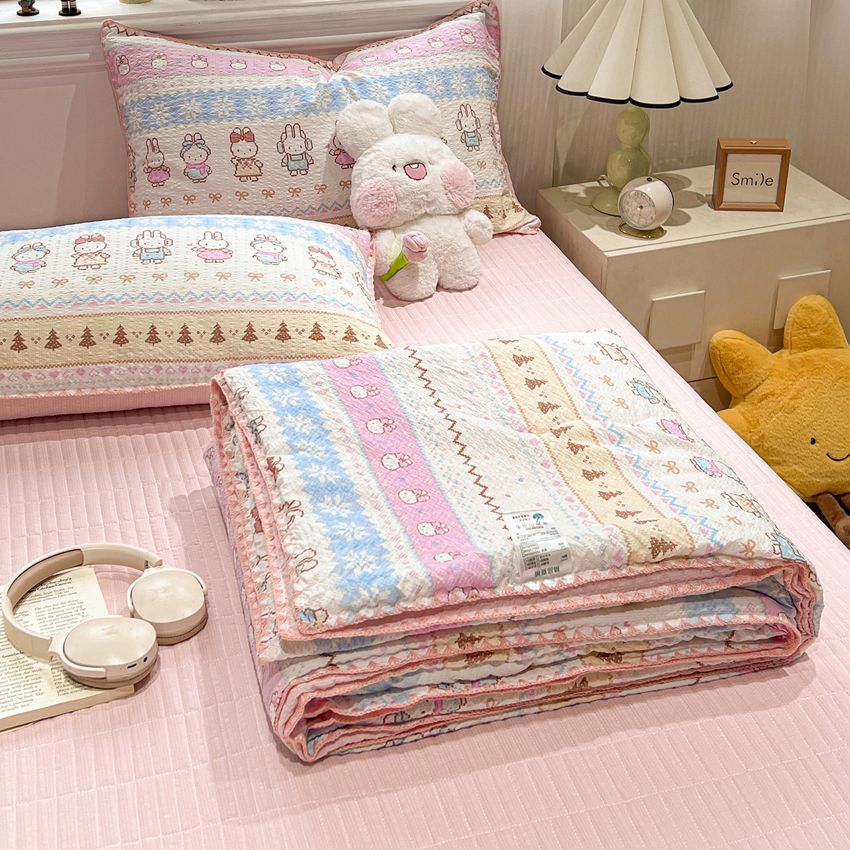 91家纺网 家纺一手货源 找家纺 富米莱（原臻工厂） 2026新款泡芙纱贝壳边夏被夏凉被空调被床盖床裙四件套-欧包系列 欧包-晚安菲菲