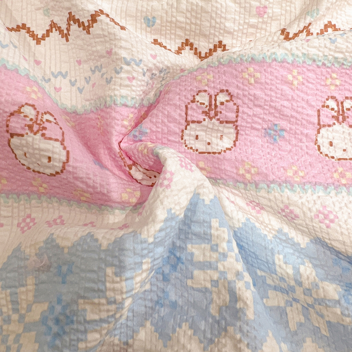 91家纺网 家纺一手货源 找家纺 富米莱（原臻工厂） 2026新款泡芙纱贝壳边夏被夏凉被空调被床盖床裙四件套-欧包系列 欧包-晚安菲菲