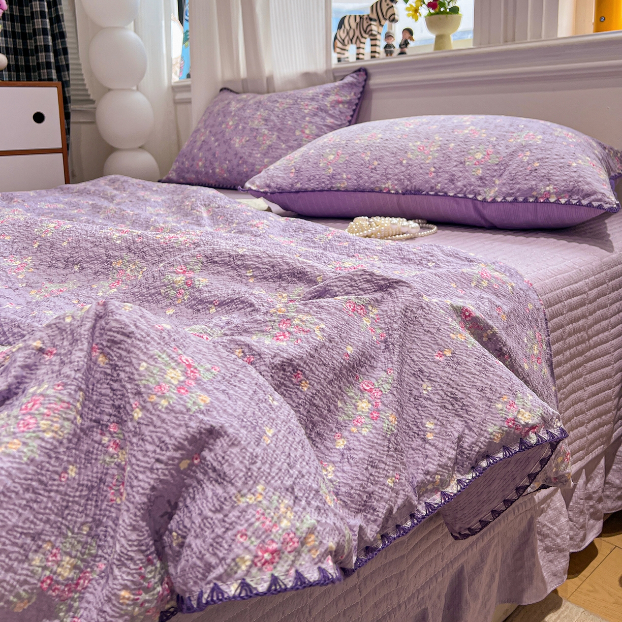 91家纺网 家纺一手货源 找家纺 富米莱（原臻工厂） 2026新款泡芙纱贝壳边夏被夏凉被空调被床盖床裙四件套-欧包系列 欧包-松间茶事