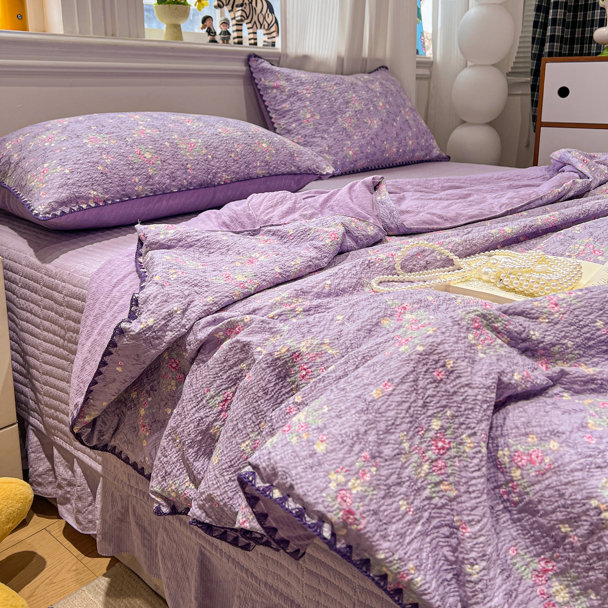 91家纺网 家纺一手货源 找家纺 富米莱（原臻工厂） 2026新款泡芙纱贝壳边夏被夏凉被空调被床盖床裙四件套-欧包系列 欧包-松间茶事