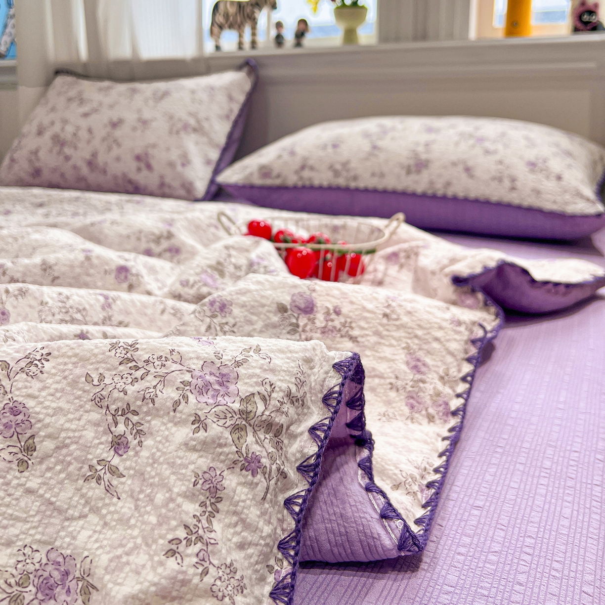 91家纺网 家纺一手货源 找家纺 富米莱（原臻工厂） 2026新款泡芙纱贝壳边夏被夏凉被空调被床盖床裙四件套-欧包系列 欧包-柔紫碎花屿