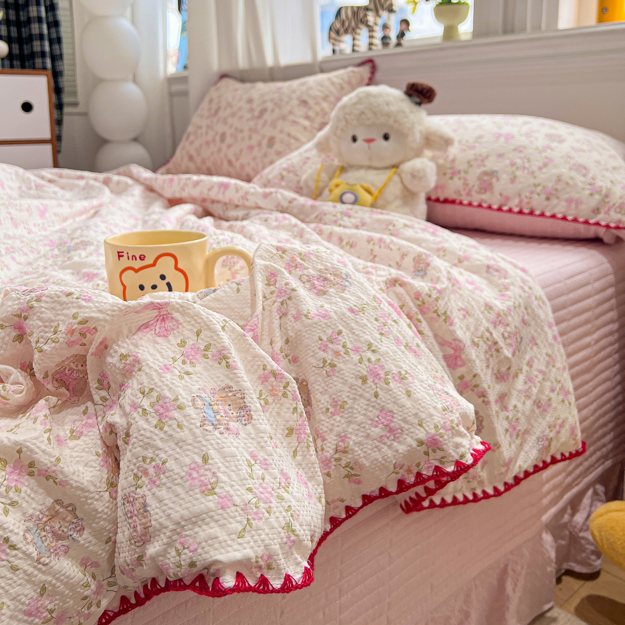 91家纺网 家纺一手货源 找家纺 富米莱（原臻工厂） 2026新款泡芙纱贝壳边夏被夏凉被空调被床盖床裙四件套-欧包系列 欧包-花园兔