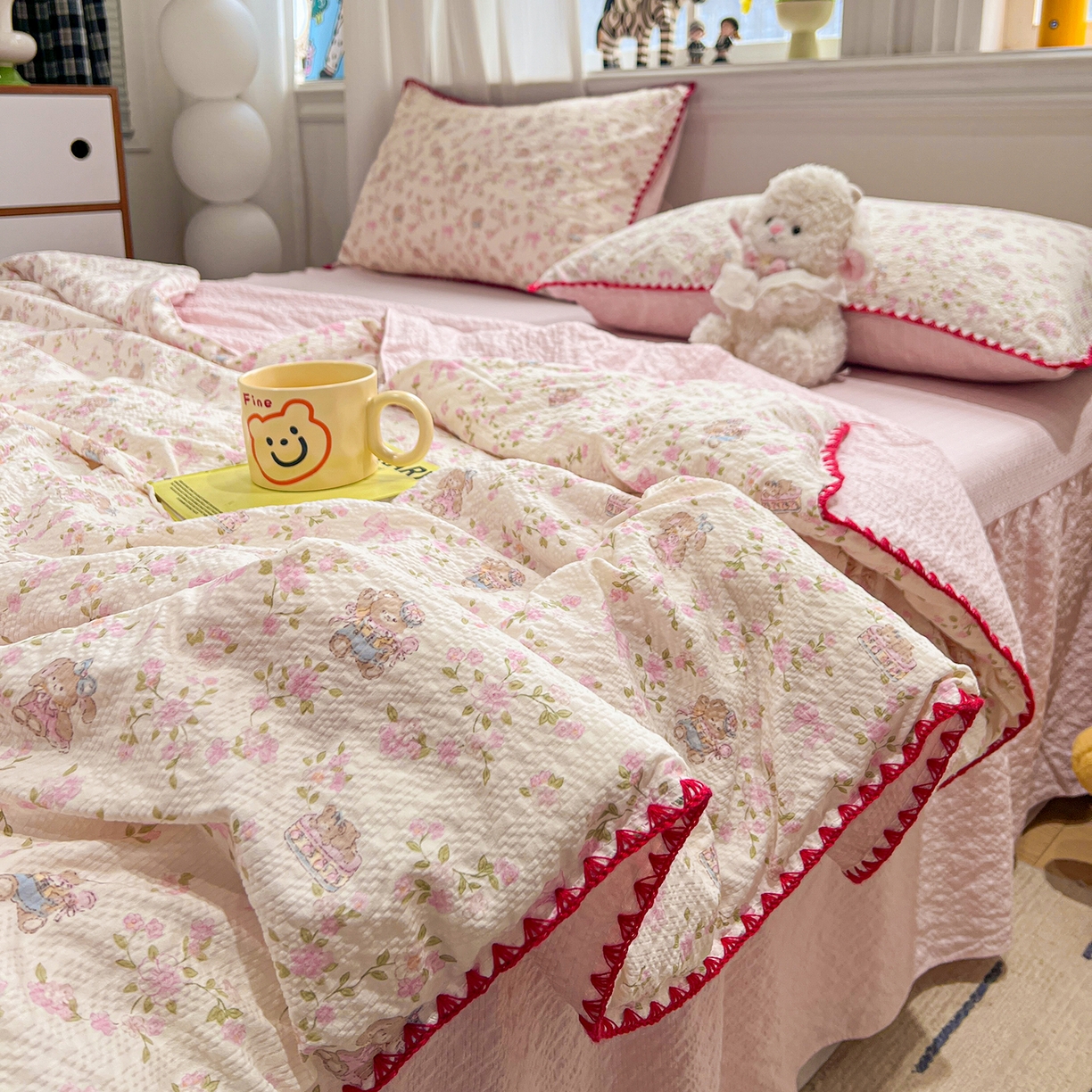 91家纺网 家纺一手货源 找家纺 富米莱（原臻工厂） 2026新款泡芙纱贝壳边夏被夏凉被空调被床盖床裙四件套-欧包系列 欧包-花园兔