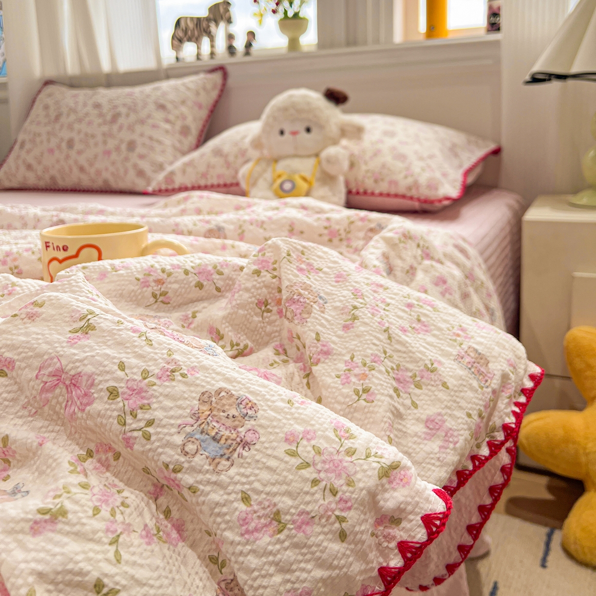 91家纺网 家纺一手货源 找家纺 富米莱（原臻工厂） 2026新款泡芙纱贝壳边夏被夏凉被空调被床盖床裙四件套-欧包系列 欧包-花园兔