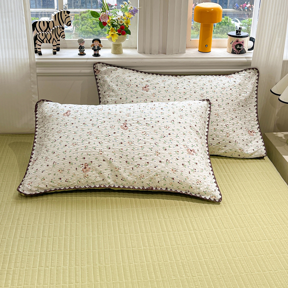 91家纺网 家纺一手货源 找家纺 富米莱（原臻工厂） 2026新款泡芙纱贝壳边夏被夏凉被空调被床盖床裙四件套-欧包系列 欧包-木马小花团