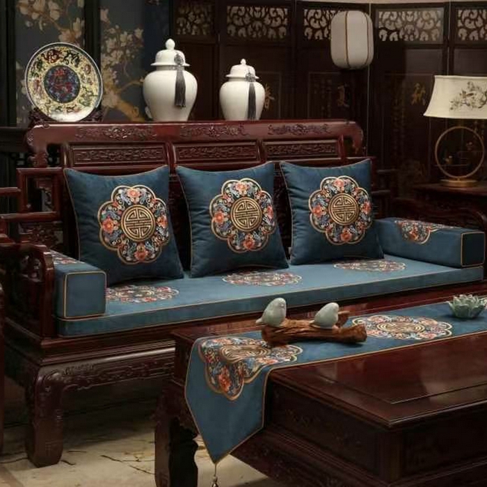 多米家居 2026新款定制红木-绒布刺绣坐垫、抱枕、桌旗，海绵，乳胶（2-3天货期，定制尺寸联系商家） 锦绣年华-深蓝