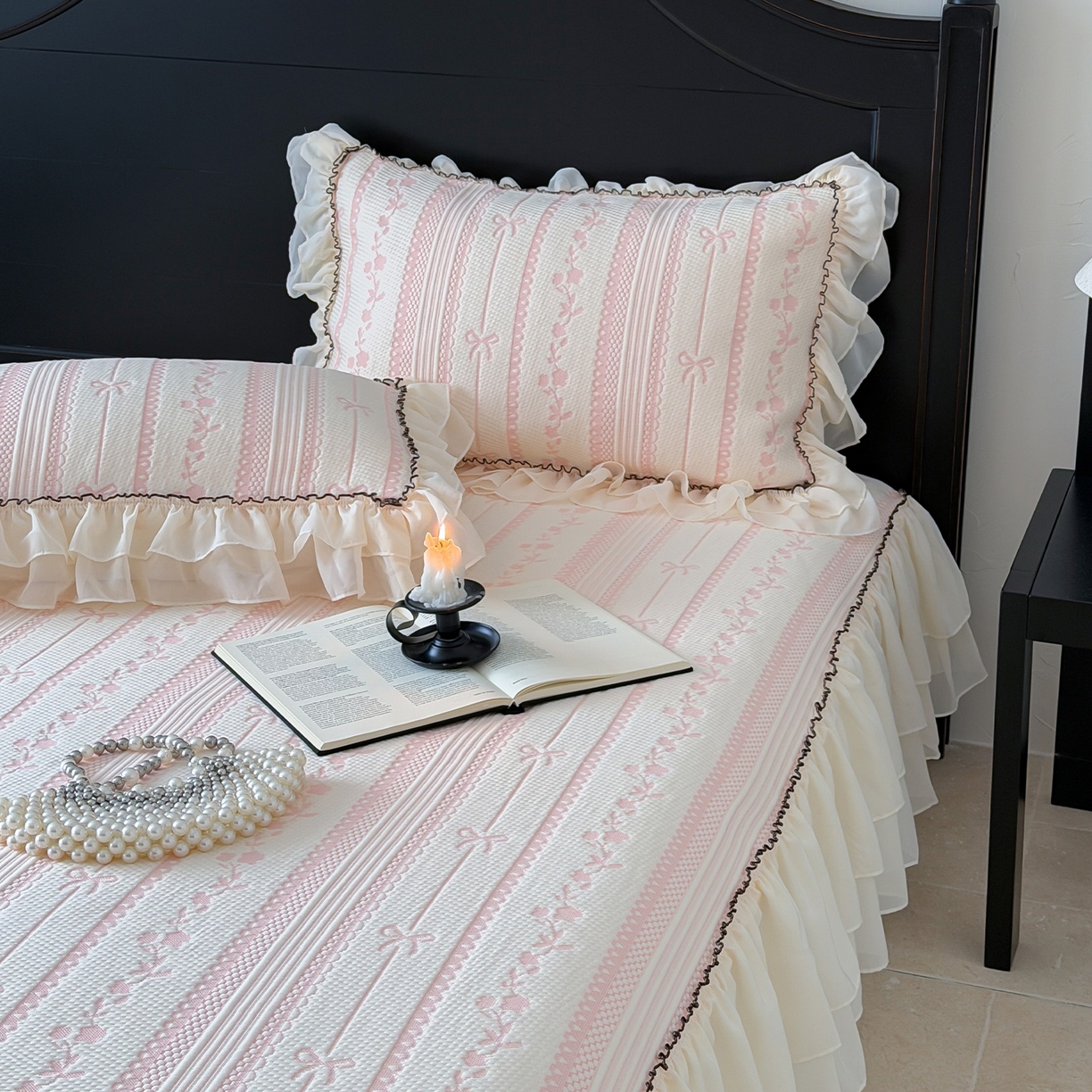 91家纺网 家纺一手货源 找家纺 山茶家居-原创设计（原山茶家纺） 2026新款A类提花华夫格床盖款凉席三件套-罗马假日 罗马假日-粉