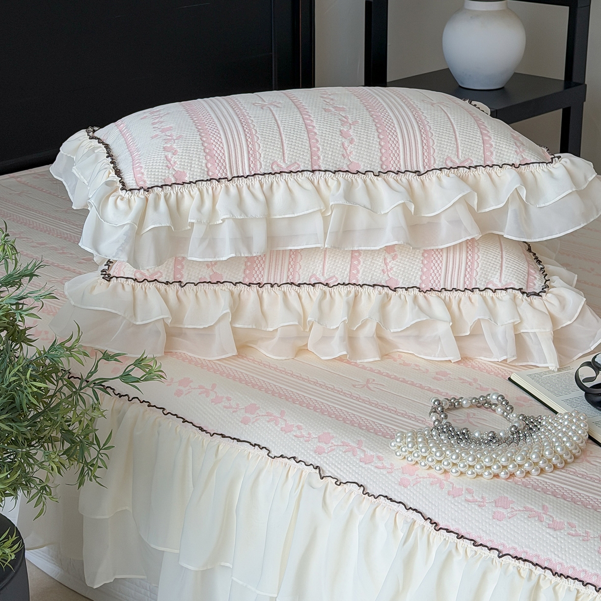 91家纺网 家纺一手货源 找家纺 山茶家居-原创设计（原山茶家纺） 2026新款A类提花华夫格床盖款凉席三件套-罗马假日 罗马假日-粉