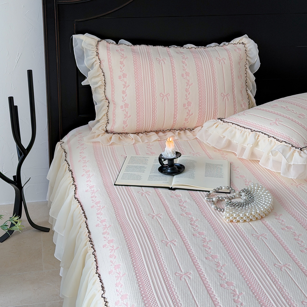 91家纺网 家纺一手货源 找家纺 山茶家居-原创设计（原山茶家纺） 2026新款A类提花华夫格床盖款凉席三件套-罗马假日 罗马假日-粉