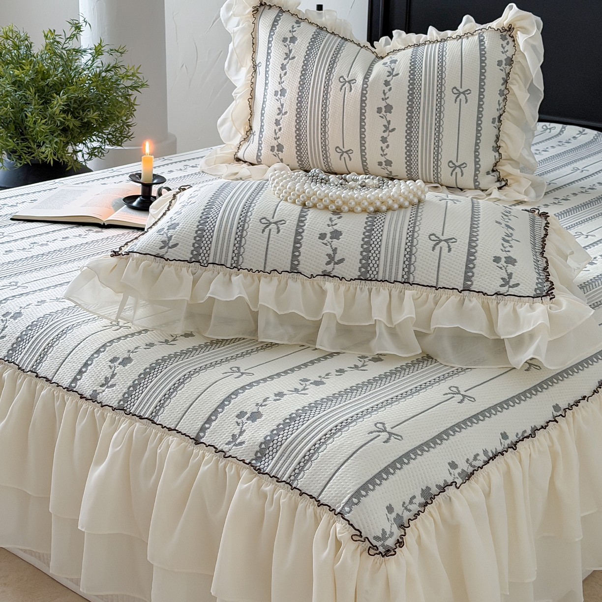 91家纺网 家纺一手货源 找家纺 山茶家居-原创设计（原山茶家纺） 2026新款A类提花华夫格床盖款凉席三件套-罗马假日 罗马假日-灰