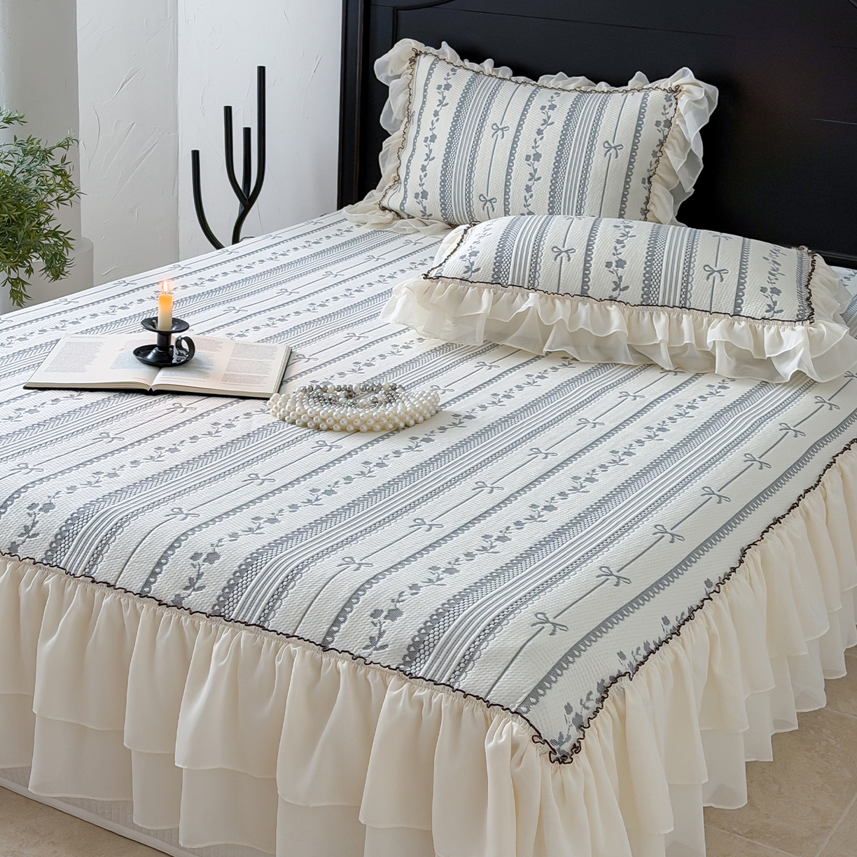 91家纺网 家纺一手货源 找家纺 山茶家居-原创设计（原山茶家纺） 2026新款A类提花华夫格床盖款凉席三件套-罗马假日 罗马假日-灰