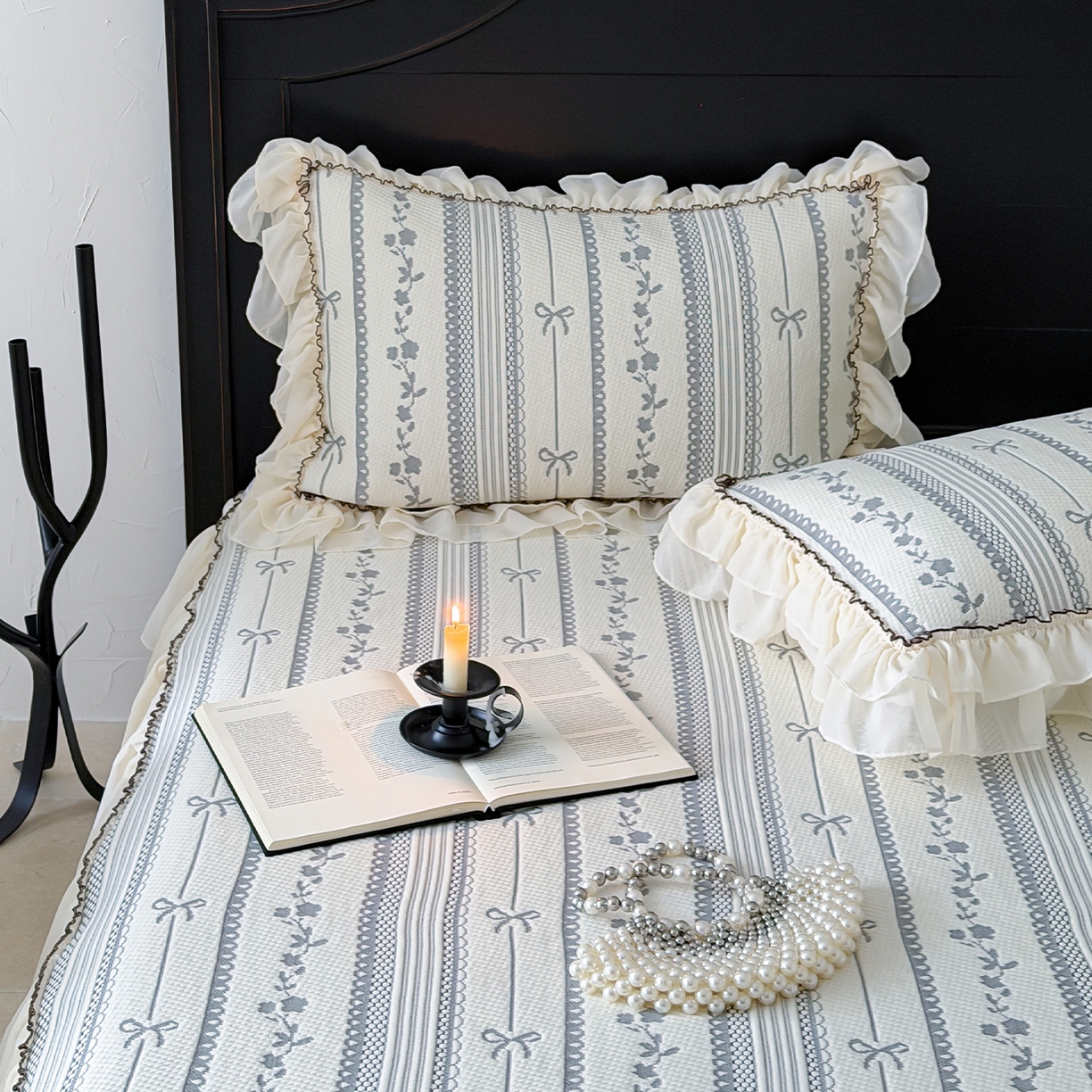 91家纺网 家纺一手货源 找家纺 山茶家居-原创设计（原山茶家纺） 2026新款A类提花华夫格床盖款凉席三件套-罗马假日 罗马假日-灰