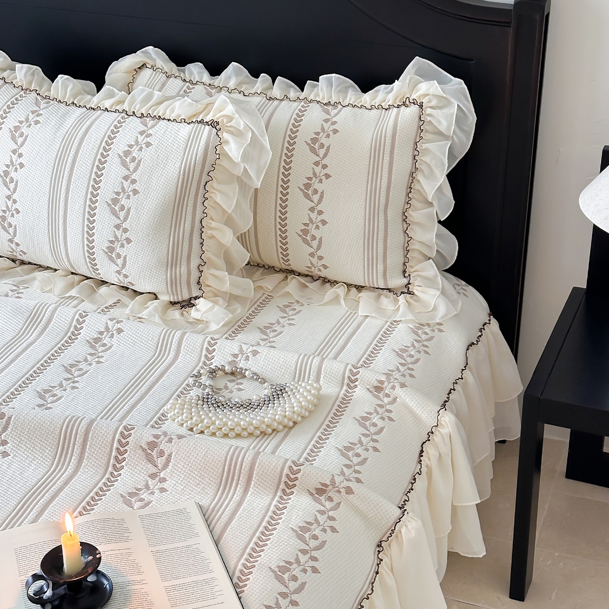 91家纺网 家纺一手货源 找家纺 山茶家居-原创设计（原山茶家纺） 2026新款A类提花华夫格床盖款凉席三件套-罗马假日 罗马假日-咖