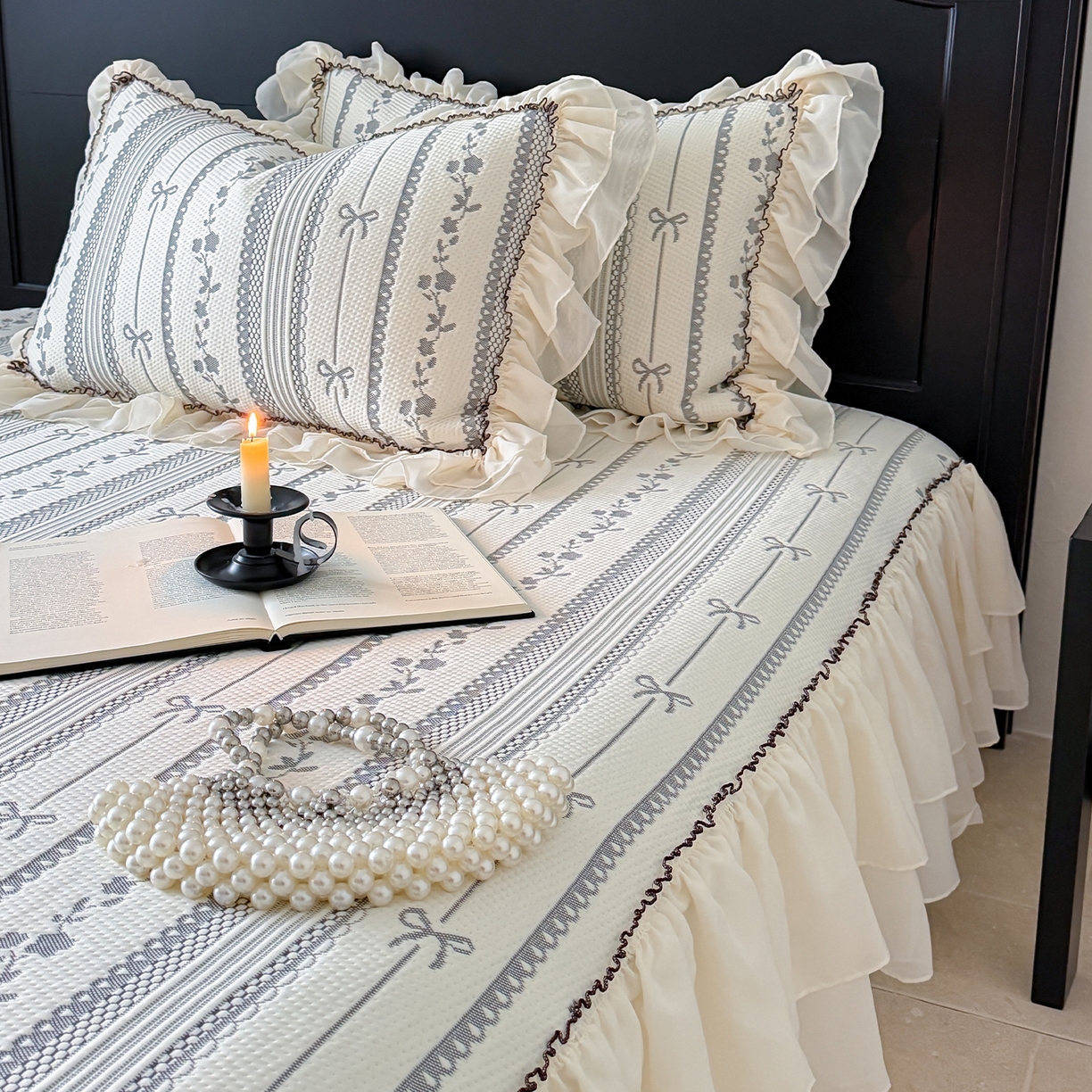 91家纺网 家纺一手货源 找家纺 山茶家居-原创设计（原山茶家纺） 2026新款A类提花华夫格床盖款凉席三件套-罗马假日 罗马假日-灰