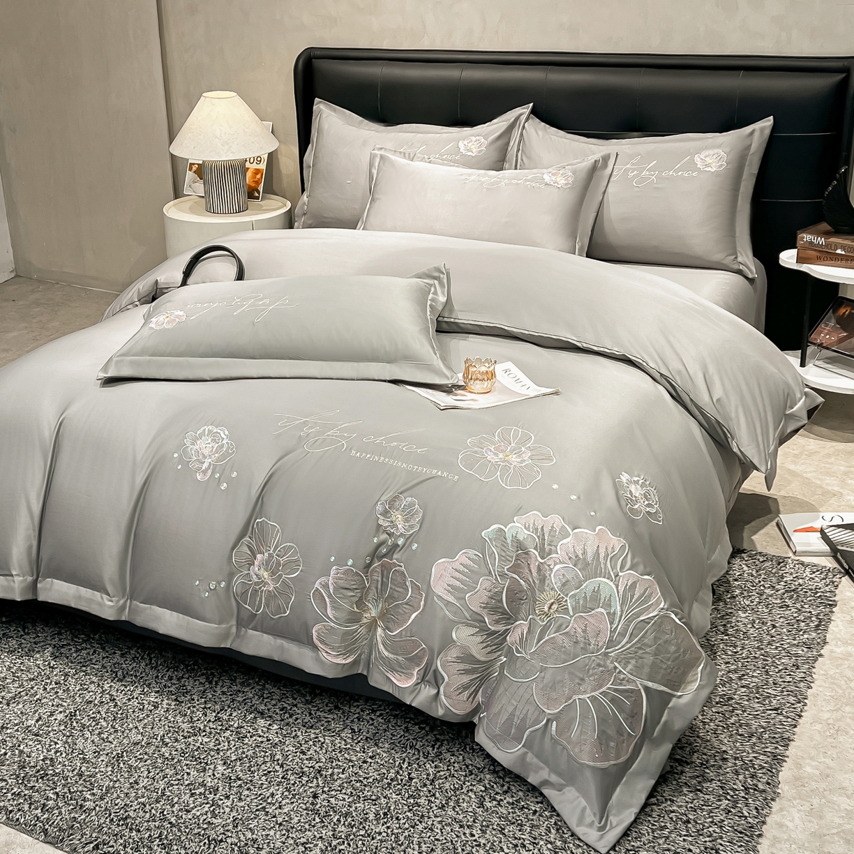 91家纺网 家纺一手货源 找家纺 色鬼布艺高端家居主号 2026新款水洗冰丝刺绣四件套花颜系列 花颜-高级灰