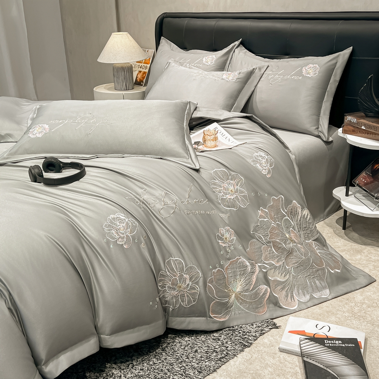 91家纺网 家纺一手货源 找家纺 色鬼布艺高端家居主号 2026新款水洗冰丝刺绣四件套花颜系列 花颜-高级灰