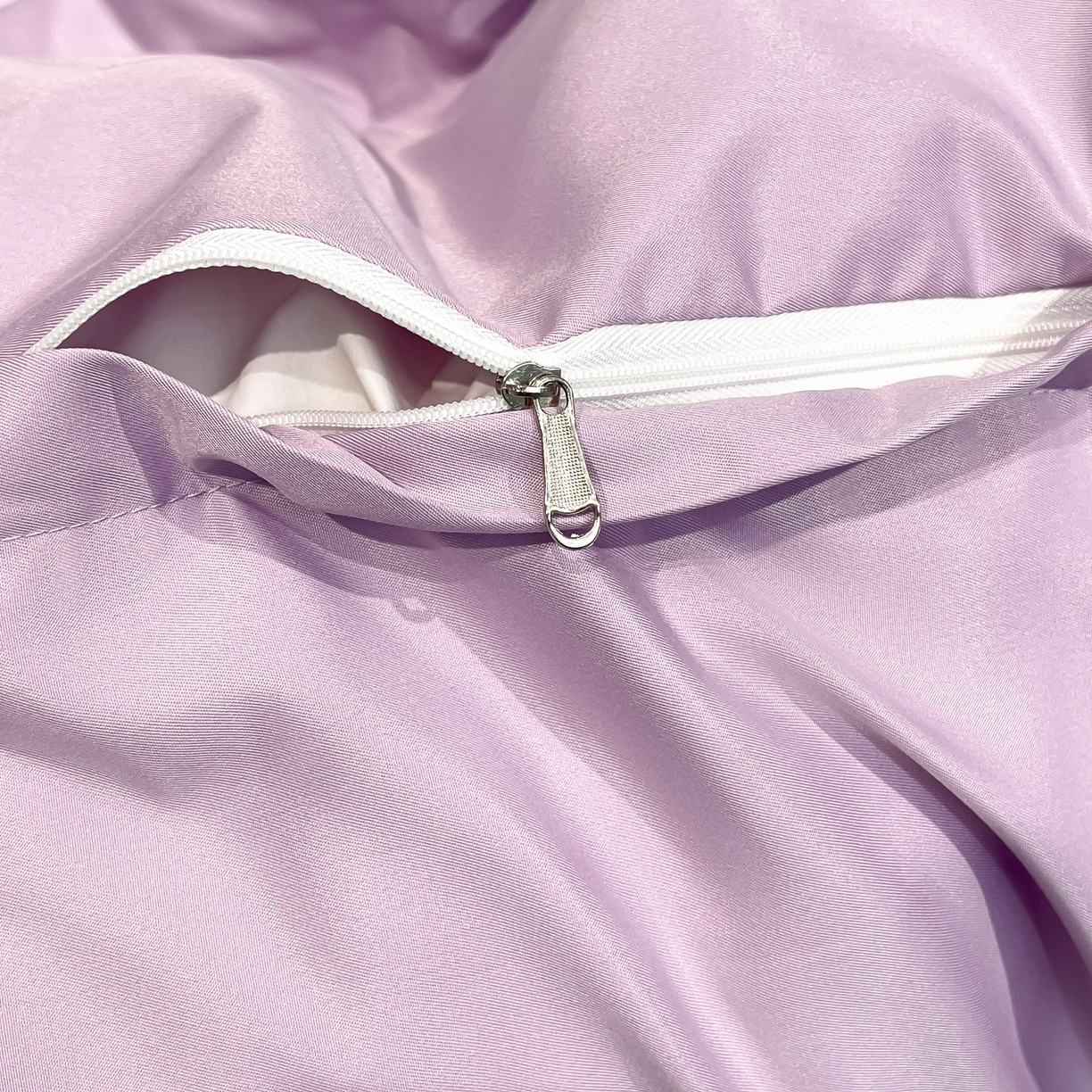 91家纺网 家纺一手货源 找家纺 色鬼布艺高端家居主号 2026新款水洗冰丝刺绣四件套花颜系列 花颜-芋泥紫