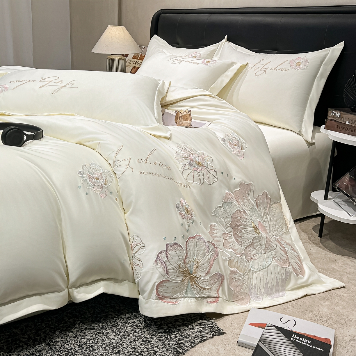 91家纺网 家纺一手货源 找家纺 色鬼布艺高端家居主号 2026新款水洗冰丝刺绣四件套花颜系列 花颜-纯洁白