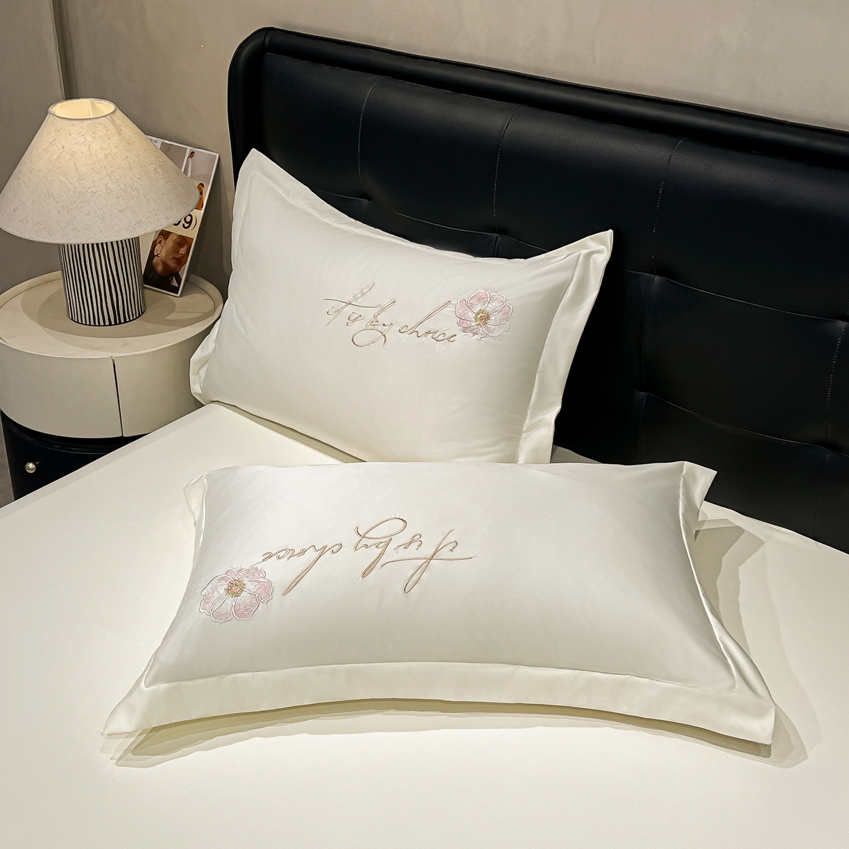 91家纺网 家纺一手货源 找家纺 色鬼布艺高端家居主号 2026新款水洗冰丝刺绣四件套花颜系列 花颜-纯洁白