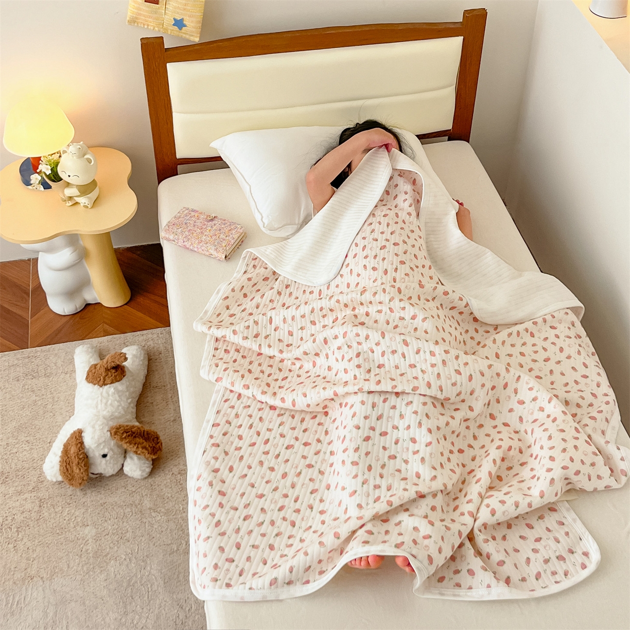 91家纺网 家纺一手货源 找家纺 布凡家居 2026款A类全棉纯棉空气印花夏被盖毯幼儿园午睡盖毯 儿童盖毯-草莓多多