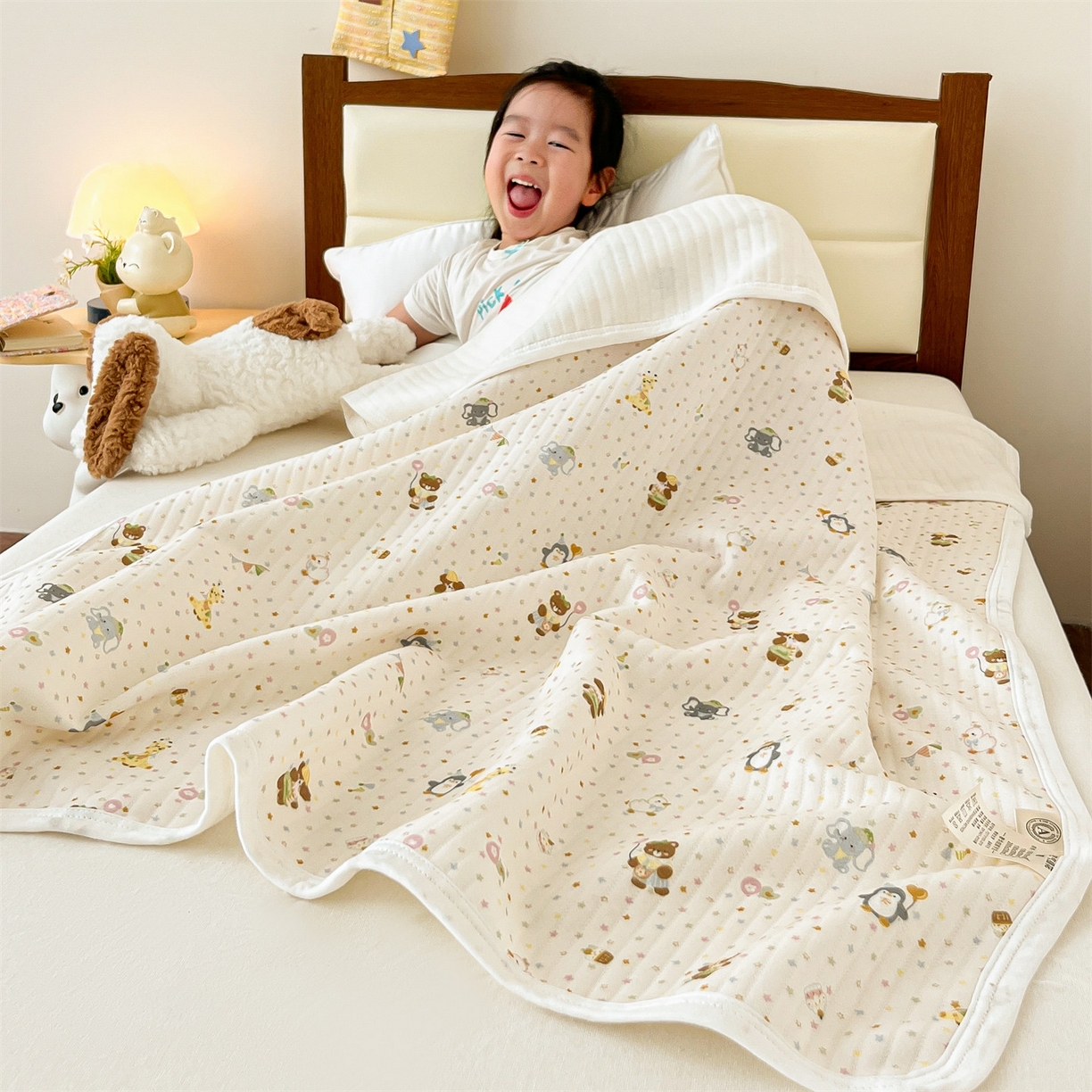 91家纺网 家纺一手货源 找家纺 布凡家居 2026款A类全棉纯棉空气印花夏被盖毯幼儿园午睡盖毯 儿童盖毯-星星动物园