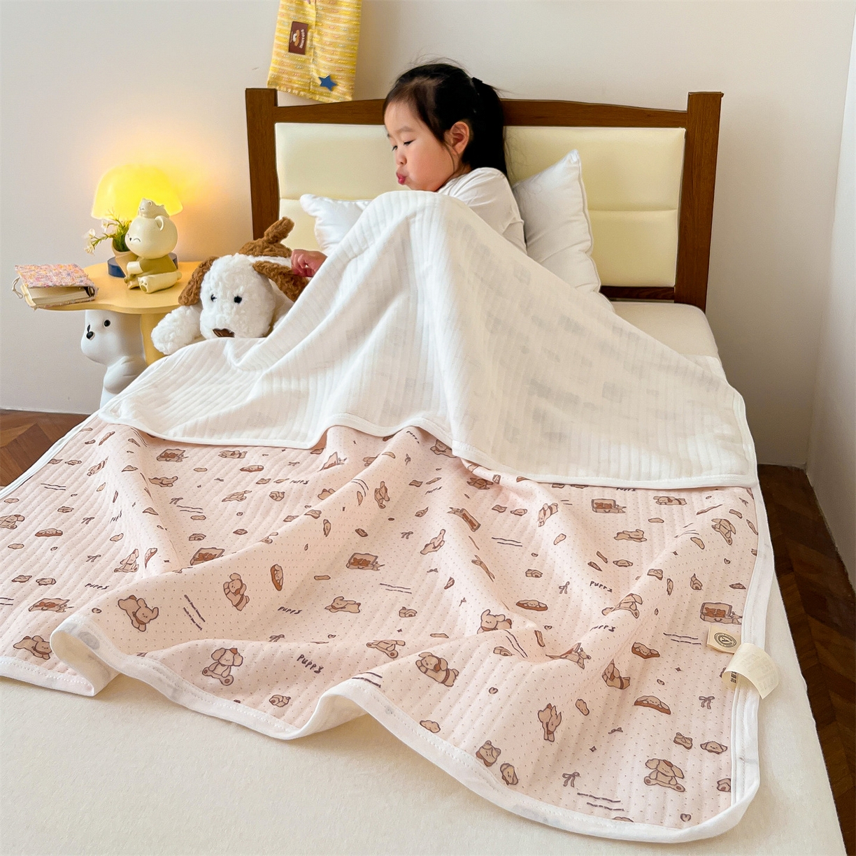 91家纺网 家纺一手货源 找家纺 布凡家居 2026款A类全棉纯棉空气印花夏被盖毯幼儿园午睡盖毯 儿童盖毯-奔跑萌犬