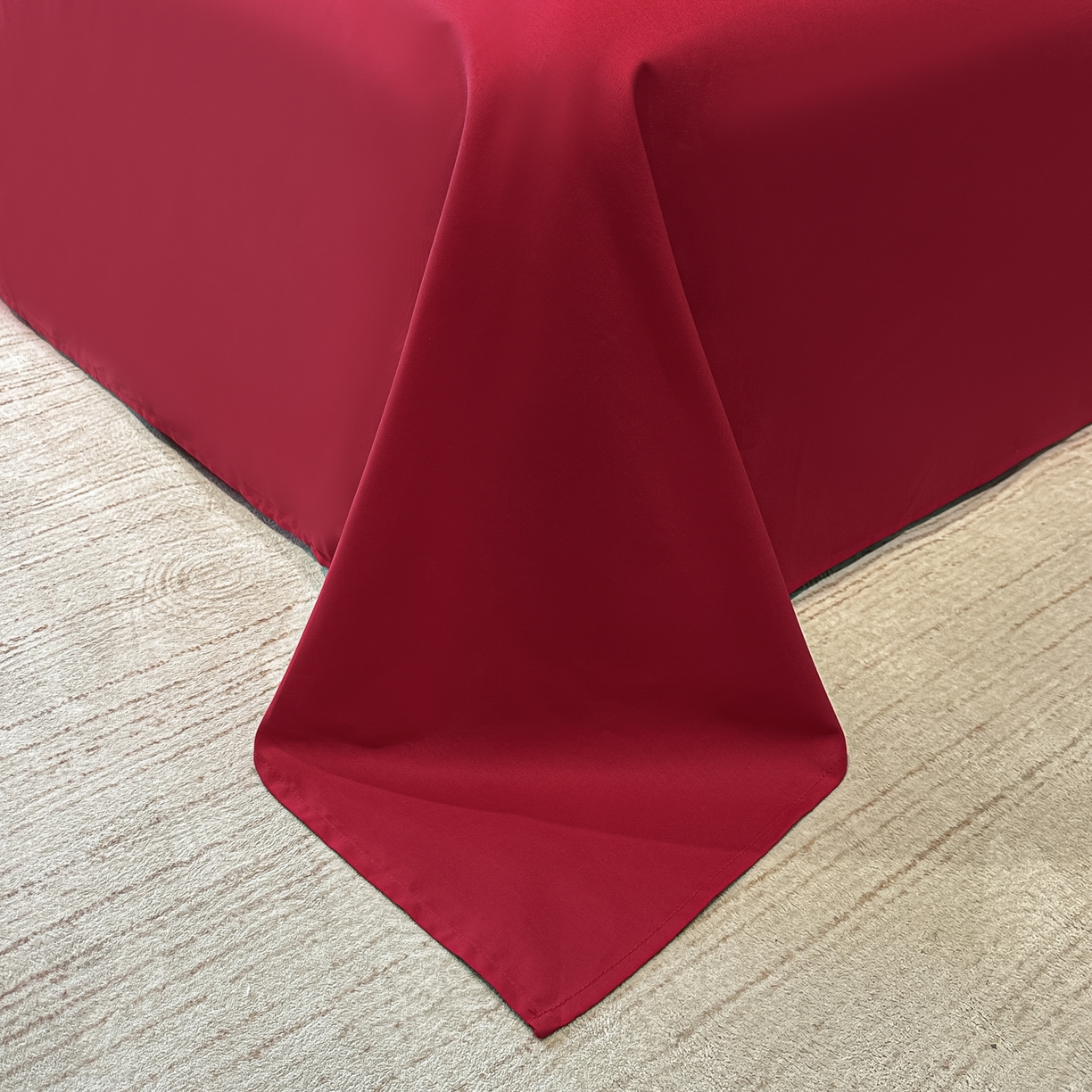 91家纺网 家纺一手货源 找家纺 宅家居 2026新款婚庆系列A类A版60支立体浮雕贡缎提花光泽绸缎感B版长绒棉纯棉四件套 清风颂雅-红