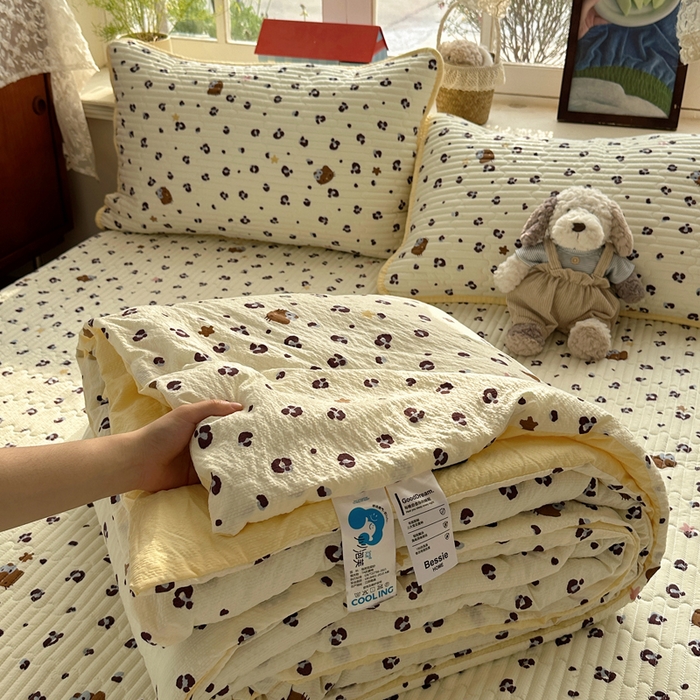 91家纺网 家纺一手货源 找家纺 （总）初念 2026新款高品质A类泡芙纱床盖夏被四件套-青提系列（晚风渐热，温柔续夏）