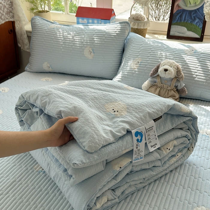 91家纺网 家纺一手货源 找家纺 （总）初念 2026新款高品质A类泡芙纱床盖夏被四件套-青提系列（晚风渐热，温柔续夏）